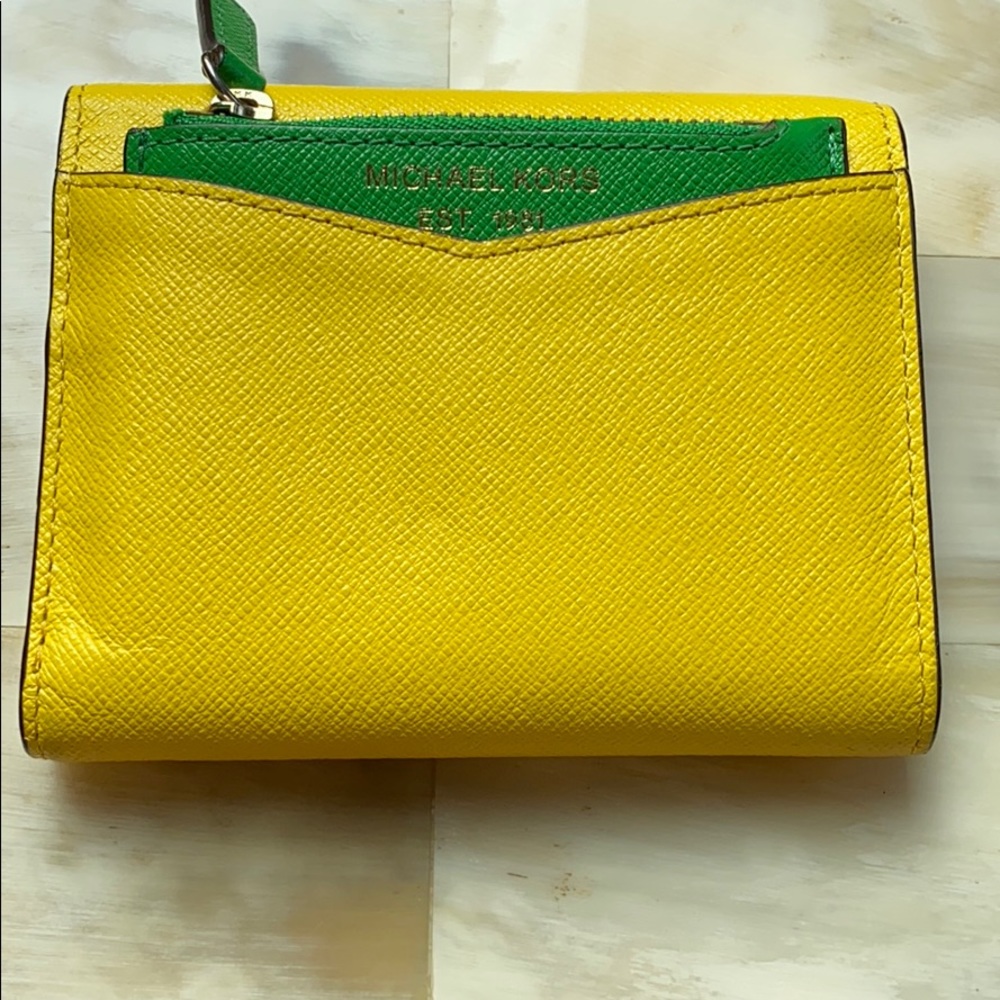 MICHAEL KORS WALLET EXCELLENT CONDITION LIKE NEW - Picture 3 of 6